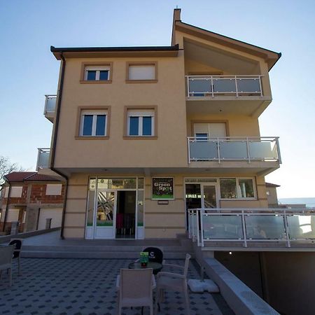 Relax Guest House Благай Екстериор снимка