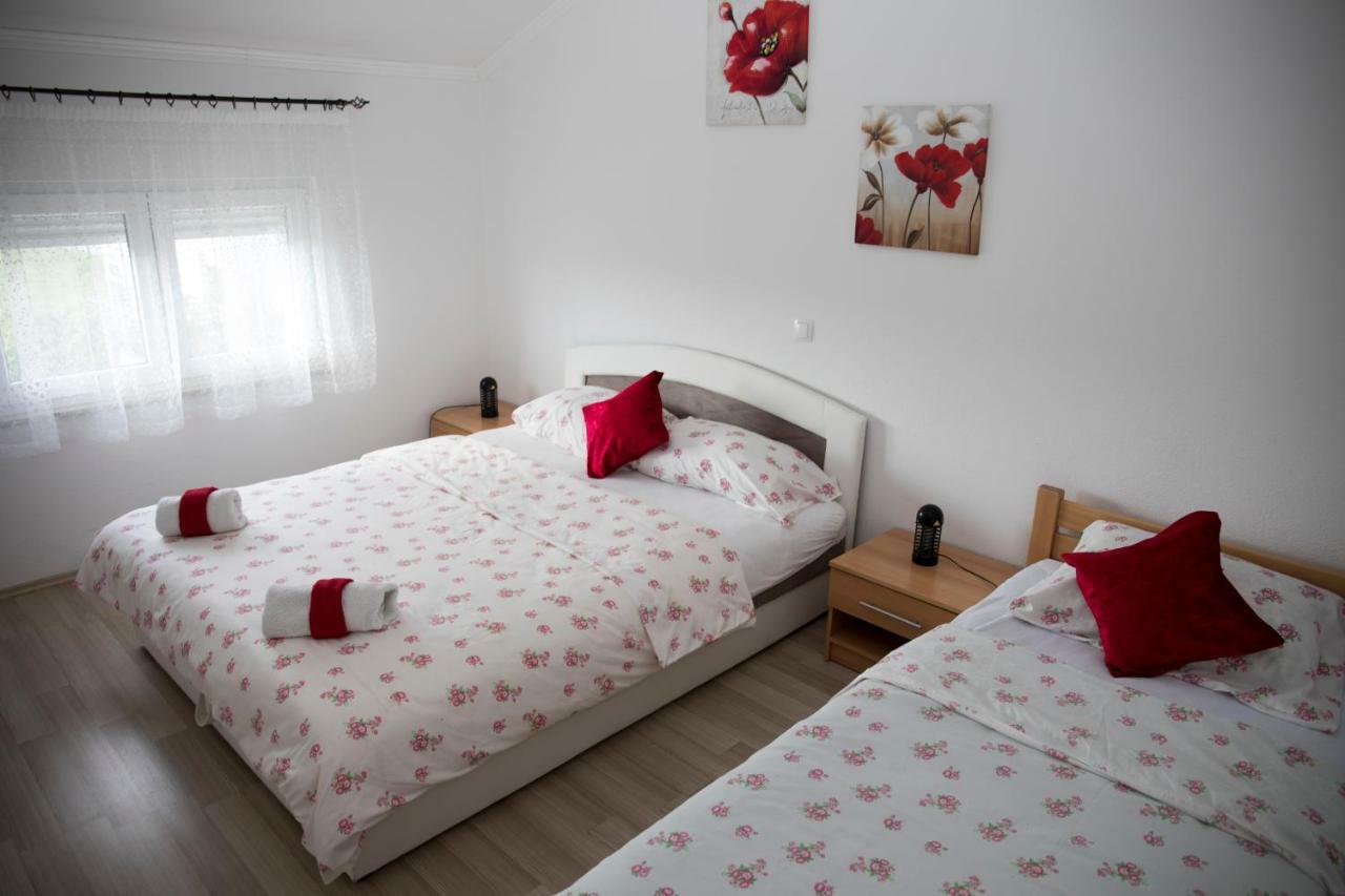 Relax Guest House Благай Екстериор снимка