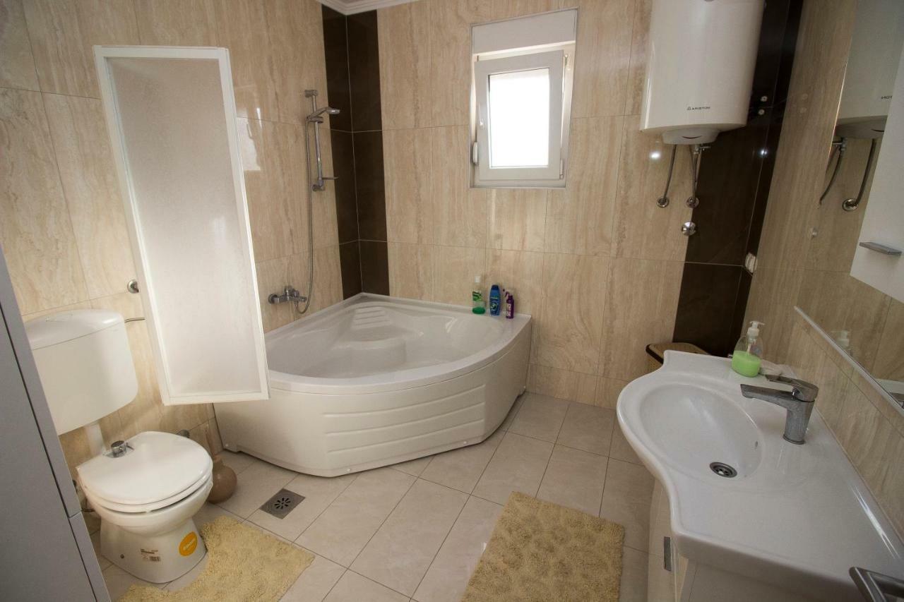 Relax Guest House Благай Екстериор снимка