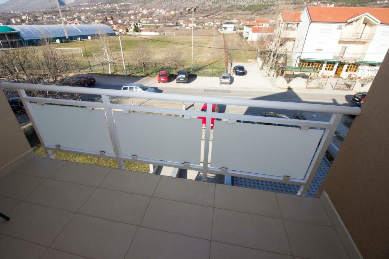 Relax Guest House Благай Екстериор снимка